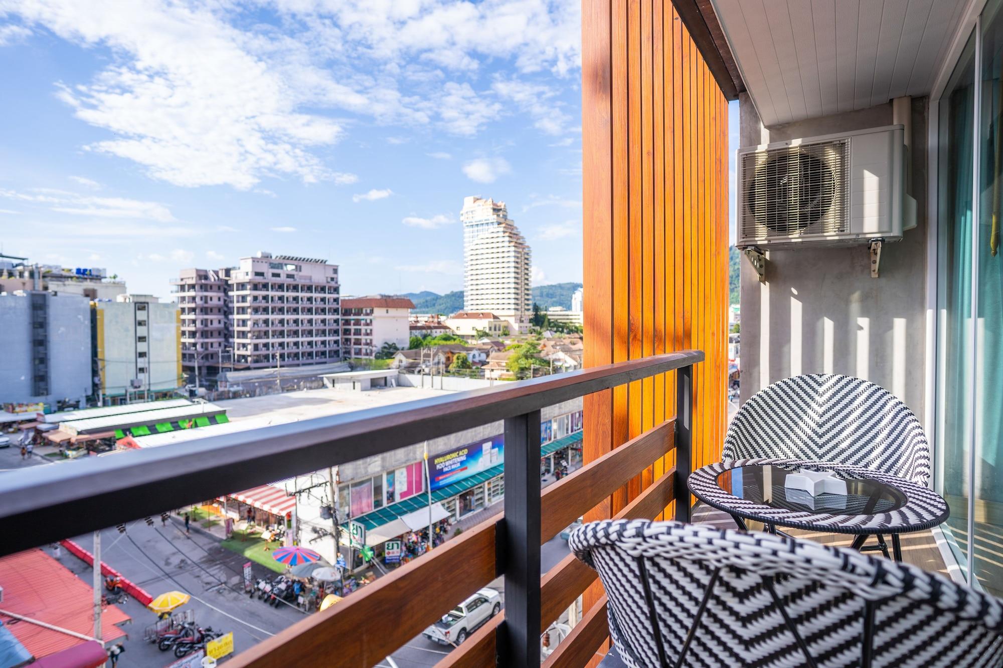 Dsure Hotel Phuket Patong Extérieur photo