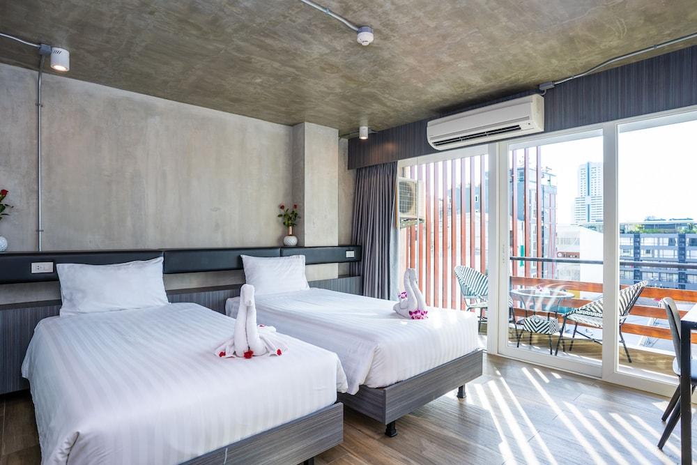 Dsure Hotel Phuket Patong Extérieur photo